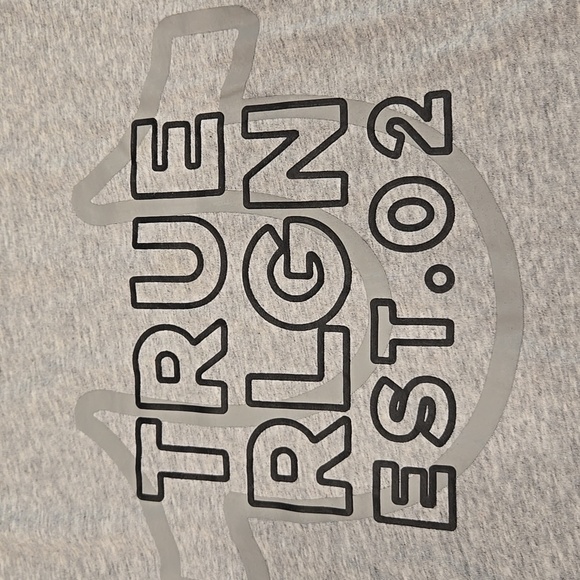 TRUE RELIGION " TRUE OVER HORSESHOE" GRAPHIC T. HEATHERED GREY. SIZE 2XL. - Picture 7 of 9